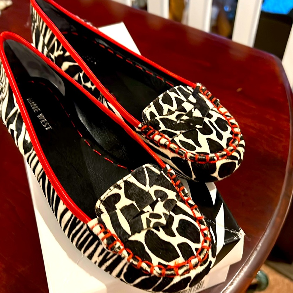 NWT NINE WEST ZEBRA SUEDE W/RED LEATHER LOAFERS